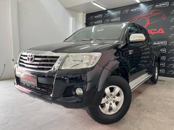 TOYOTA HILUX 2.7 SRV 4X4 CD 16V FLEX 4P AUTOMÁTICO TOYOTA HILUX 2.7 SRV 4X4 CD 16V FLEX 4P AUTOMÁTICO